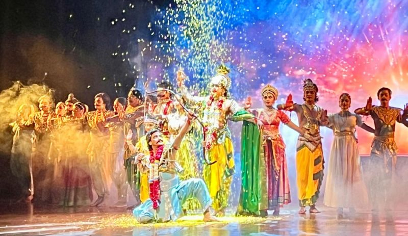 5 things that struck me during watching a show are what I would like to share with all