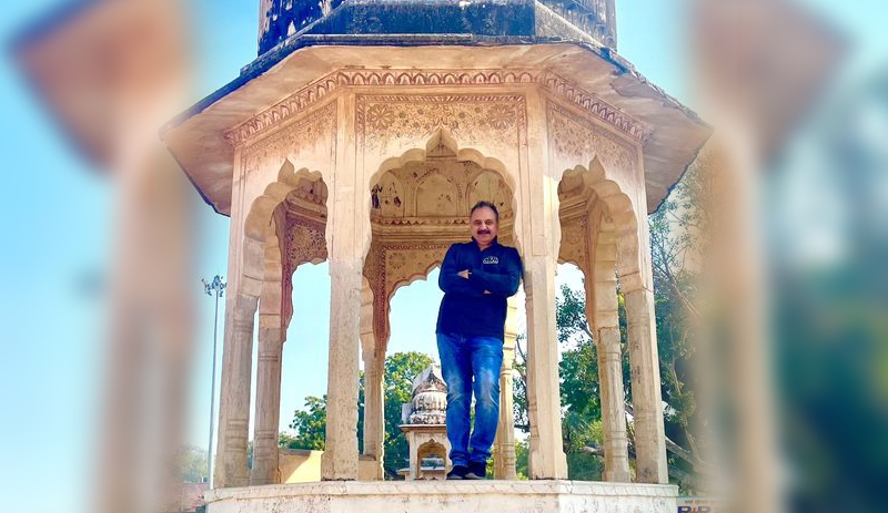 Leading with Clarity and Gratitude: Keys to Thriving in Uncertain Times