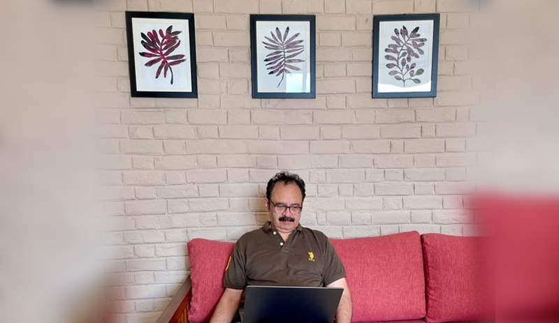 The Leaves on the wall !!